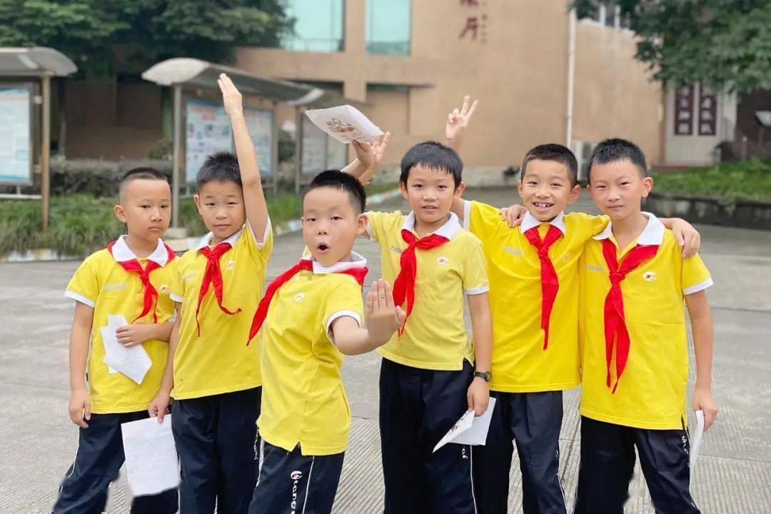 女生说断舍离真的爽怎么回复？游戏画面